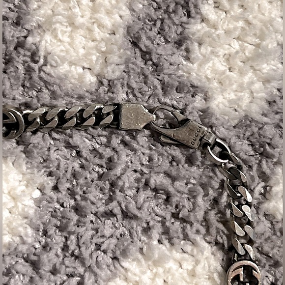 Gucci Cuban Chain Necklace with GG logo details. 16in chain. UNISEX - Picture 5 of 5